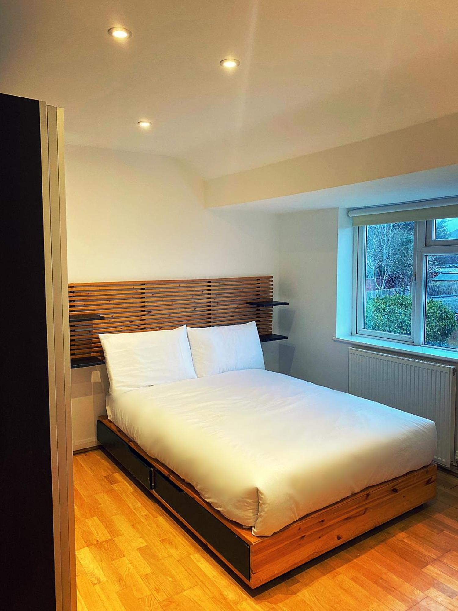 133C Hibrid Home Oxford Exterior foto